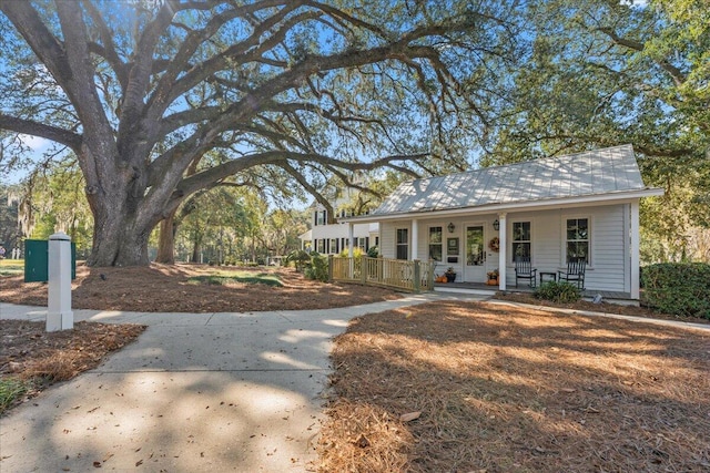 view of front of property with a porch