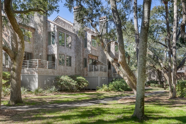 view of home's exterior