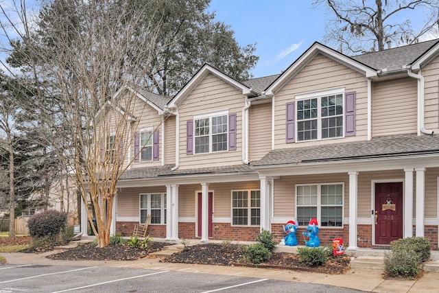 view of front of house featuring covered porch