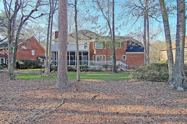 view of front facade with brick siding