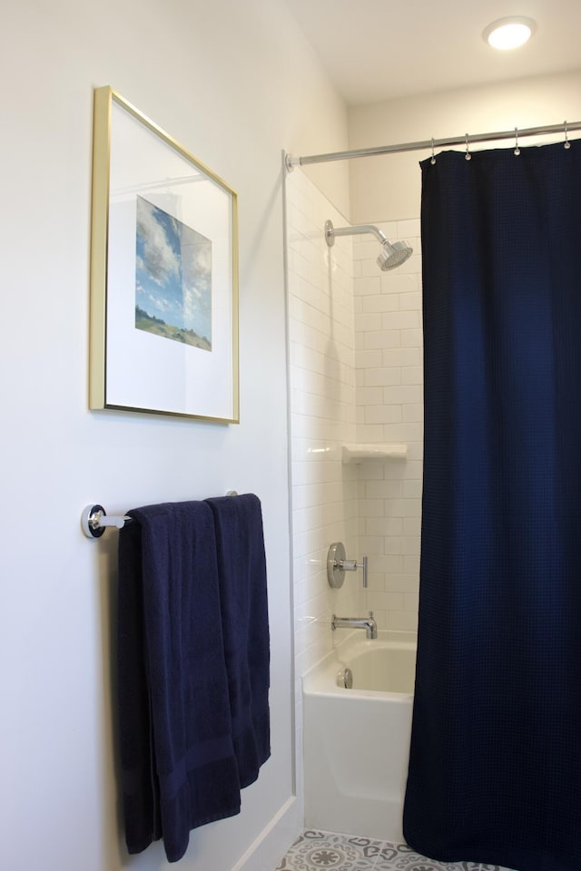 1723 Bolden Dr, Mount Pleasant, SC 29466 - bathroom with shower / tub combo with curtain
