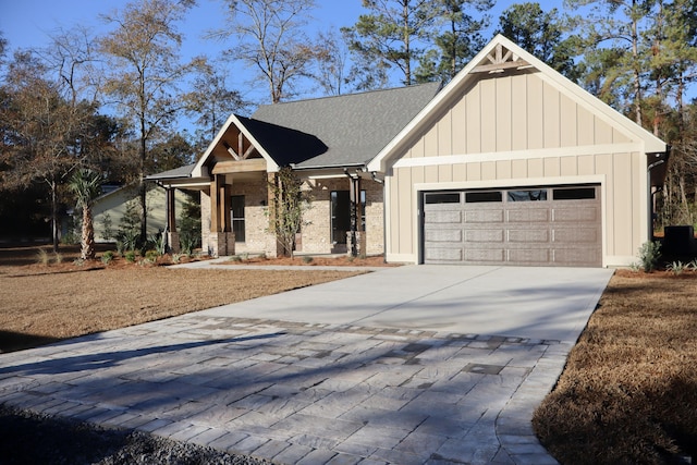 view of front facade with a garage