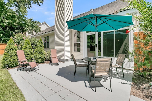 3257 Heathland Way, Mount Pleasant, SC 29466 - view of patio / terrace featuring outdoor dining space