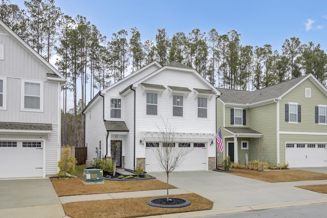 view of front of property featuring a garage