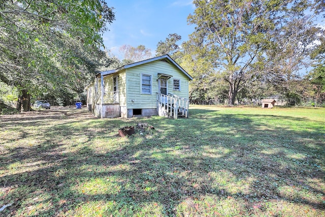 exterior space featuring a yard