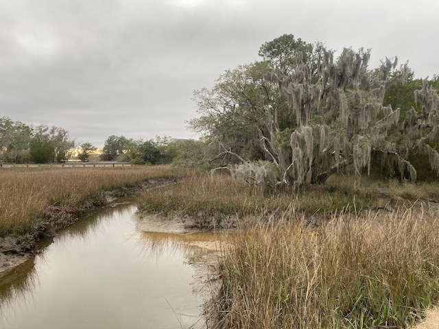 6079 Josie Ridge Rd, Wadmalaw Island, SC 29487