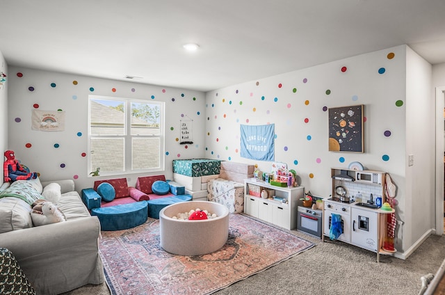 playroom with carpet flooring