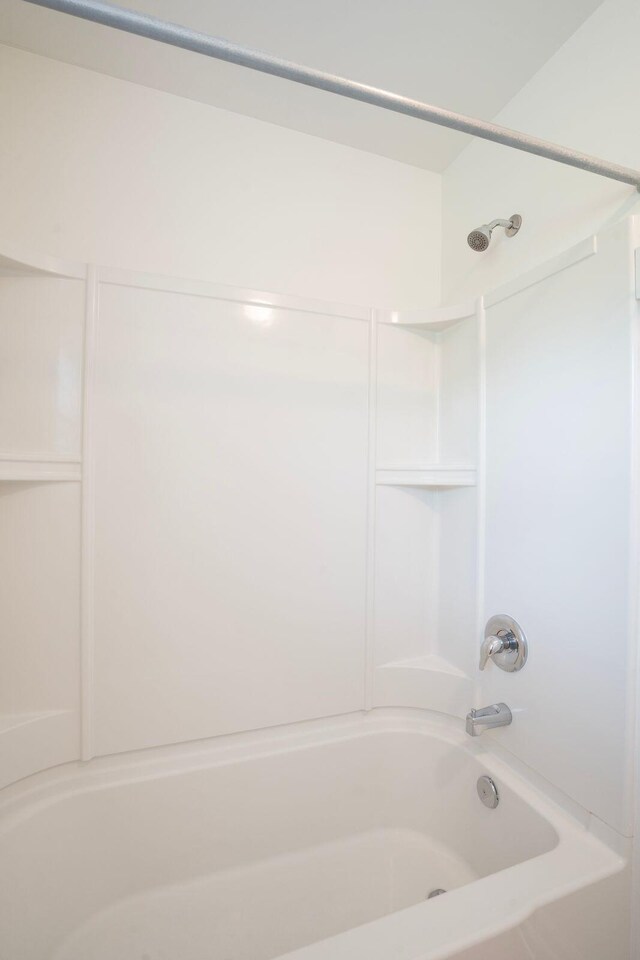 bathroom featuring shower / tub combination