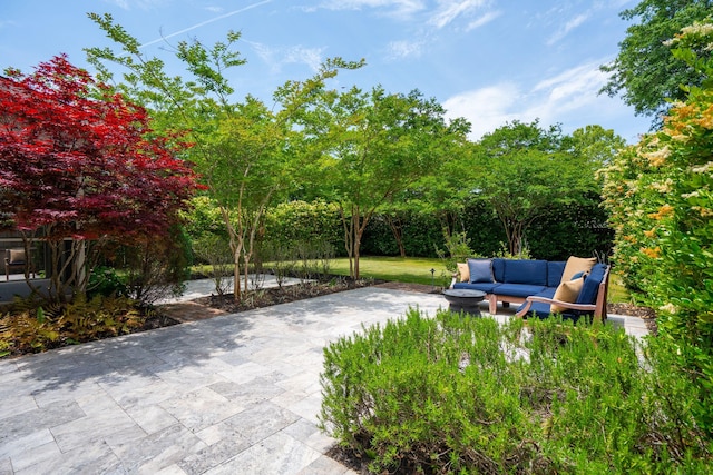 exterior space featuring an outdoor living space
