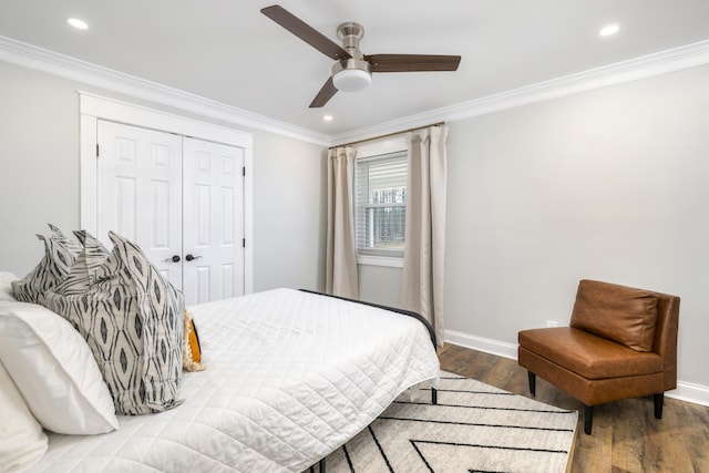 1762 James Loop Rd, Manning, SC 29102 - bedroom featuring crown molding, wood finished floors, a closet, baseboards, and recessed lighting