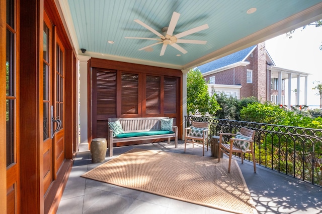 view of patio / terrace with ceiling fan and covered porch