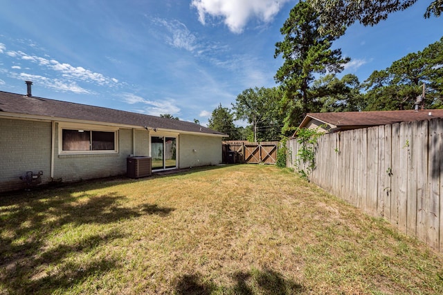 4836 Hillock Ave, North Charleston, SC 29418 - fenced backyard featuring a gate