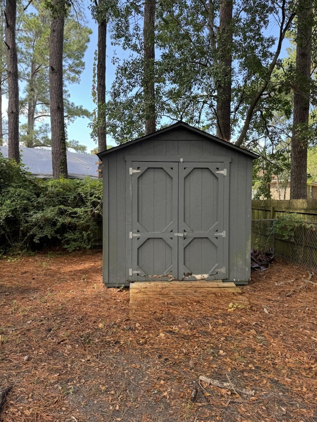 view of outbuilding