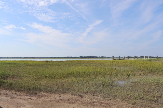 901 7th St, Port Royal, SC 29935