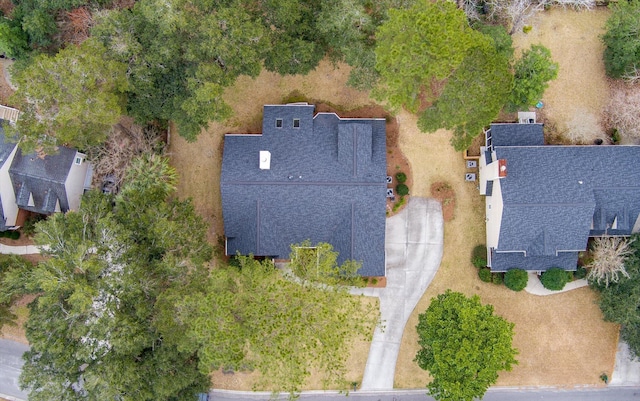 aerial view of property and surrounding area
