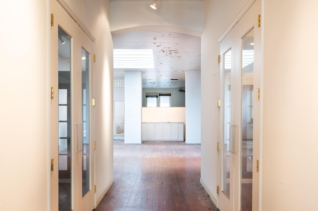 354 King St Unit B, Charleston, SC 29401 - corridor with hardwood / wood-style flooring and arched walkways
