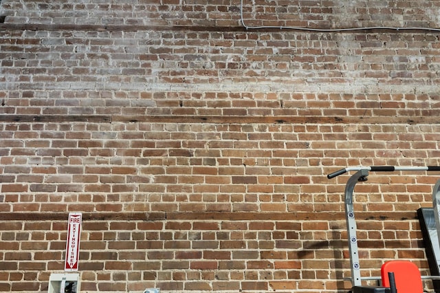 354 King St Unit B, Charleston, SC 29401 - detailed view of brick wall