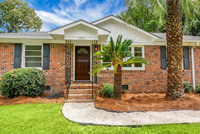 2456 Lantern St, Charleston, SC 29414 - single story home with brick siding, entry steps, crawl space, and roof with shingles