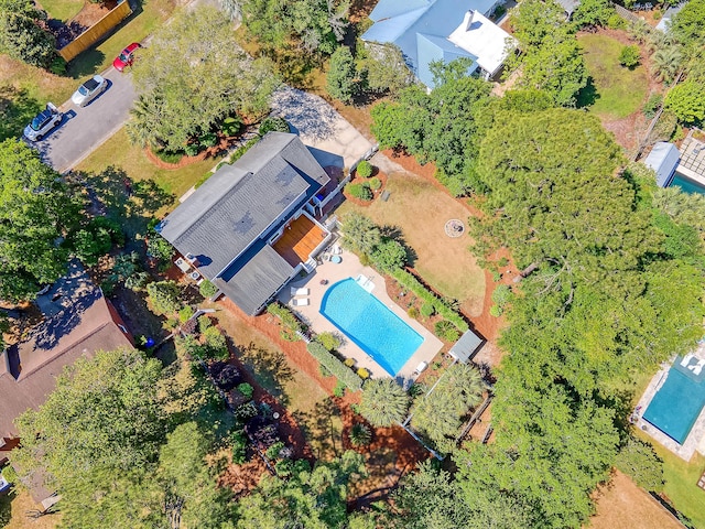 drone / aerial view of a pool