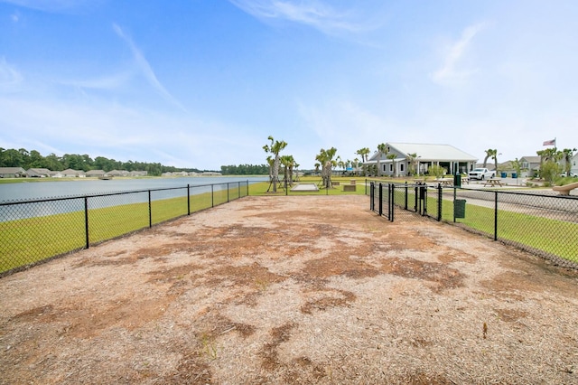 view of yard featuring a water view