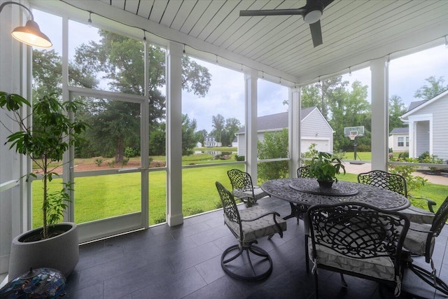 2408 Bent Oak Rd, Mount Pleasant, SC 29466 - sunroom with ceiling fan and outdoor dining area