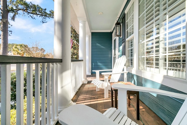 balcony featuring a porch