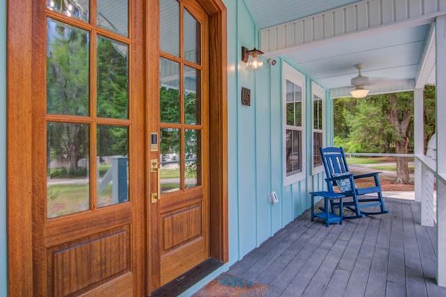 16 Oakwood Ln, Edisto Island, SC 29438 - view of exterior entry with a porch