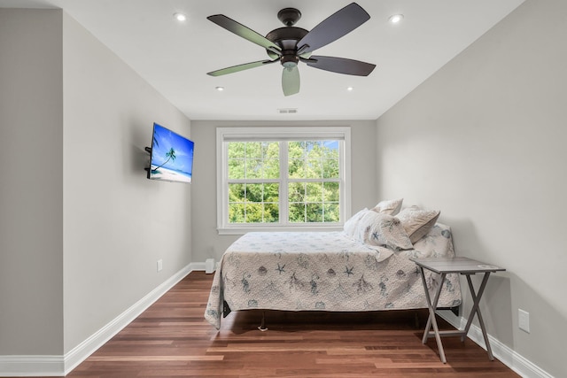 2720 Oak Manor Dr, Mount Pleasant, SC 29466 - bedroom featuring wood finished floors, baseboards, a ceiling fan, and recessed lighting