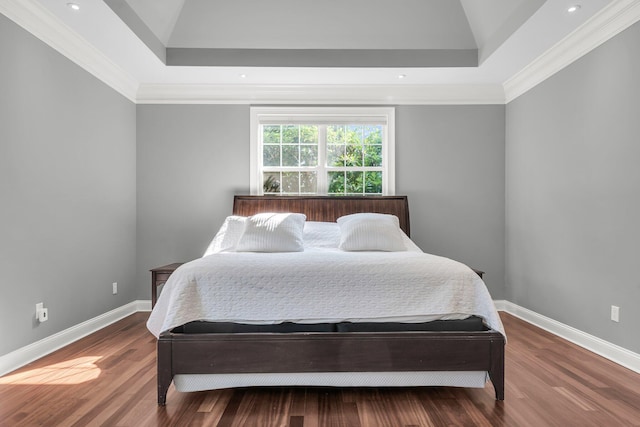 2720 Oak Manor Dr, Mount Pleasant, SC 29466 - bedroom featuring a tray ceiling, ornamental molding, wood finished floors, baseboards, and recessed lighting