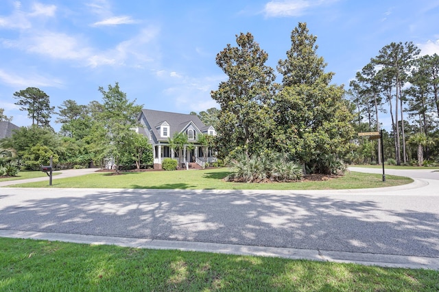 2720 Oak Manor Dr, Mount Pleasant, SC 29466 - view of front of home featuring a front yard