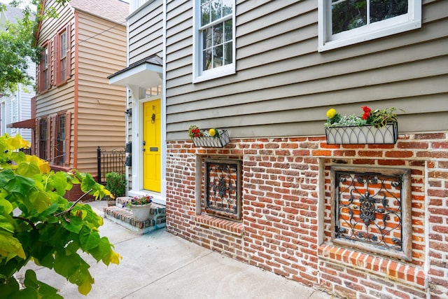 87 America St Unit A, B, C, Charleston, SC 29403 - view of exterior entry with brick siding