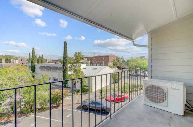 259 E Bay St Unit 7C, Charleston, SC 29401 - balcony featuring ac unit and a residential view