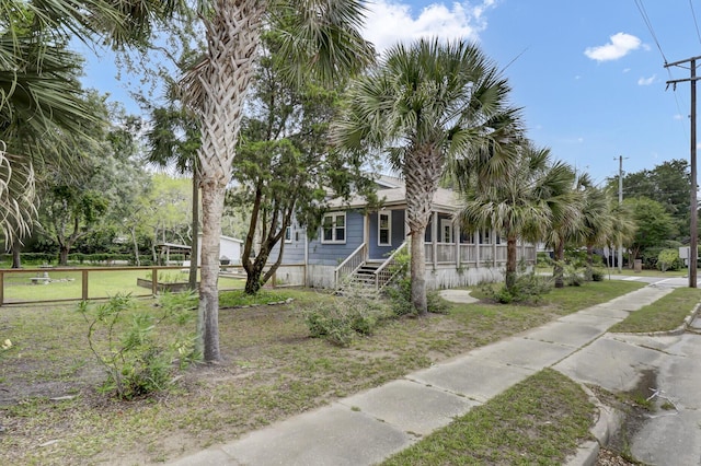 view of front of home with covered porch