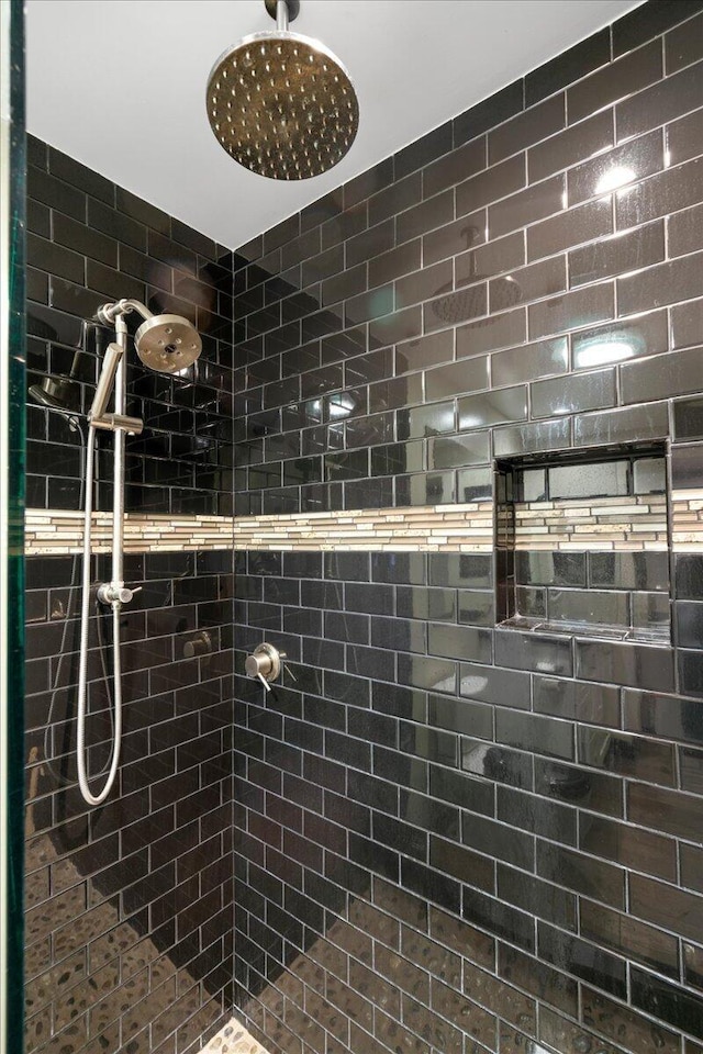 1481 Center Street Ext Unit 1102, Mount Pleasant, SC 29464 - bathroom with tiled shower