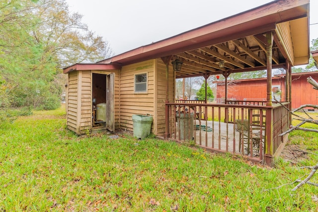 view of outbuilding