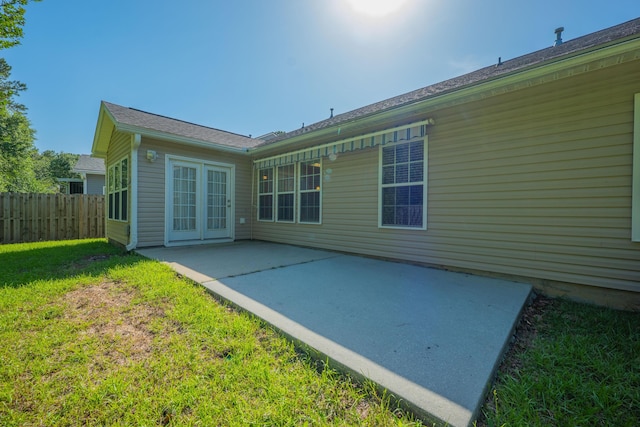 261 Sweet Alyssum Dr, Ladson, SC 29456 - back of property with a patio area