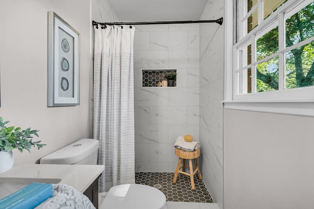 1391 Fairfield Ave, Charleston, SC 29407 - full bath with a tile shower, toilet, and vanity
