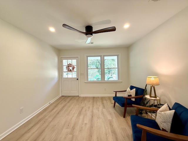 6086 Chisolm Rd, Johns Island, SC 29455 - living area featuring ceiling fan, light wood-style floors, recessed lighting, baseboards, and visible vents