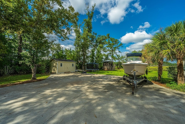 1227 River Rd, Johns Island, SC 29455 - view of patio with a trampoline