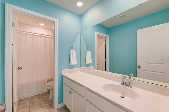 full bath featuring shower / bath combination with curtain, visible vents, toilet, vanity, and tile patterned floors