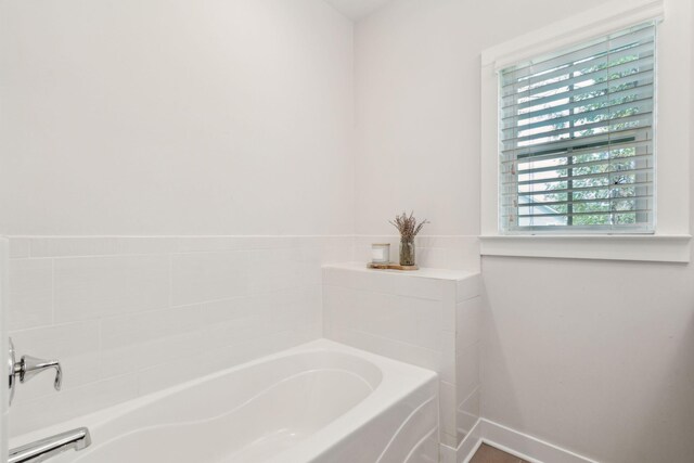 bathroom featuring a bathtub