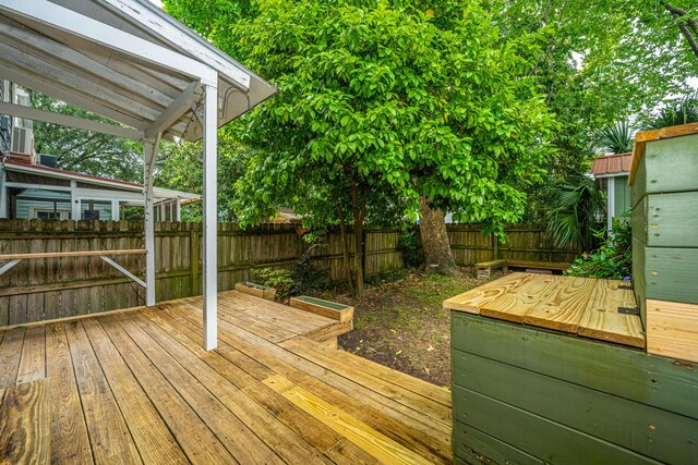 173 Fishburne St, Charleston, SC 29403 - wooden deck with a fenced backyard