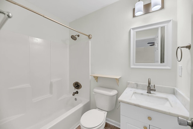 full bath with shower / bath combination, toilet, and vanity