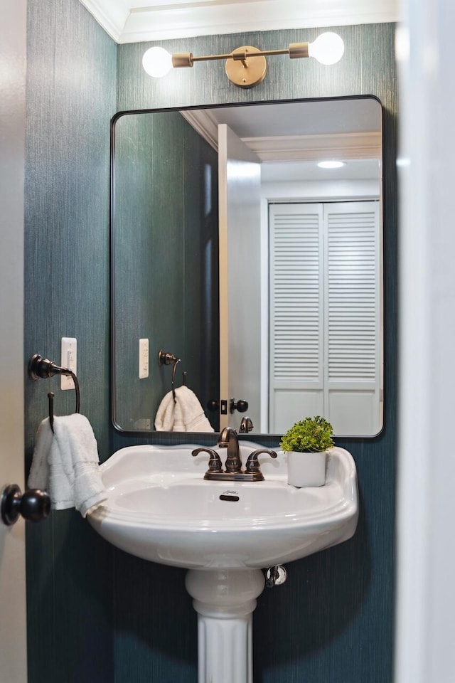 1161 Monaco Dr, Mount Pleasant, SC 29464 - bathroom with ornamental molding