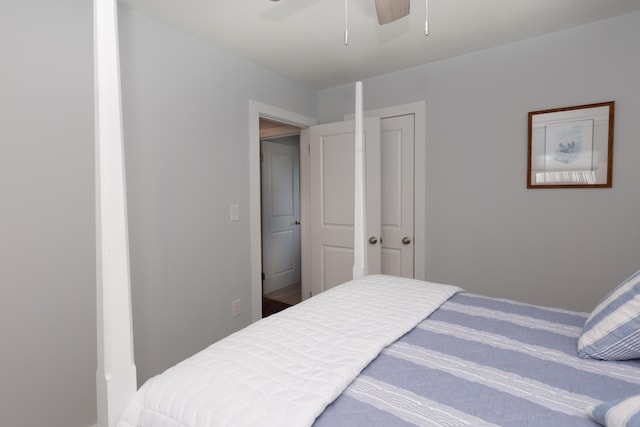 bedroom with ceiling fan