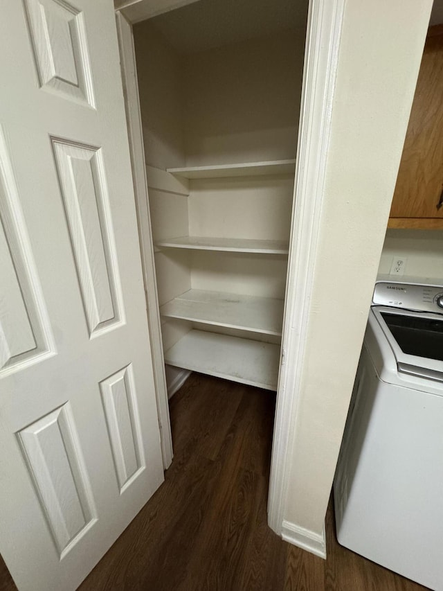 pantry with washer / clothes dryer