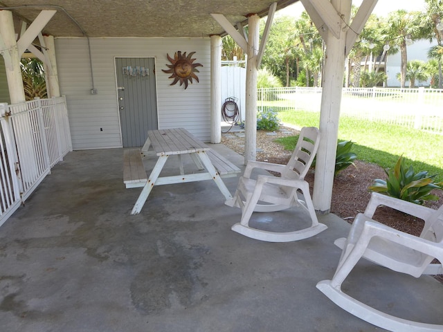 1001 Palmetto Blvd, Edisto Island, SC 29438 - view of patio