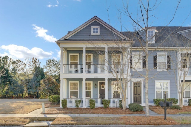 view of front facade with a porch