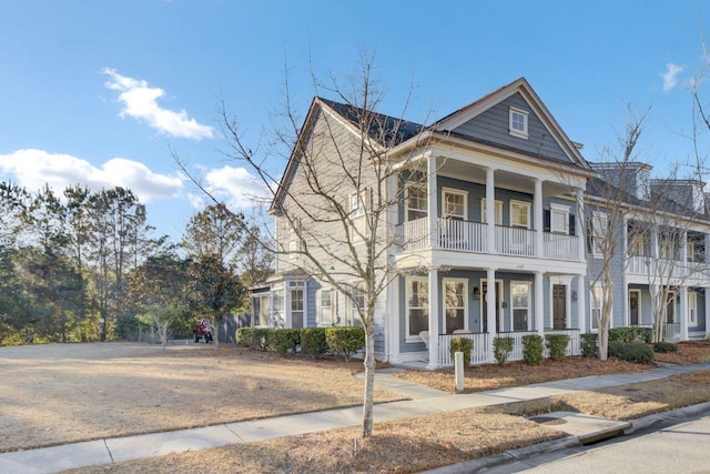 view of front facade featuring a porch