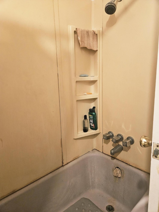 126 Rattlensnake Trl, Walterboro, SC 29488 - bathroom view of shower / bathtub combination